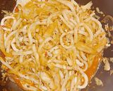A picture of step 4 of Stir-Fried Udon Noodles.