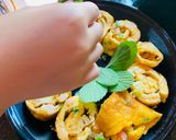 Hình bước làm 8 của món Vào bếp cùng con: tôm chiên trứng