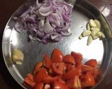 A picture of step 2 of Egg Palak.