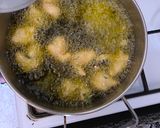Foto del paso 3 de la receta: Buñuelos de merluza de la Pepis
