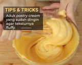 Foto langkah ke 8 dari resep Puff Pastry Fruit Pie Devina Hermawan.