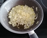 Foto del paso 1 de la receta: 316. Rape en salsa de vino blanco