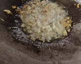 भेंडीची भाजी (bhendi chi bhaji recipe in marathi) रेसिपी स्टेप 2 फोटो 