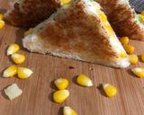 A picture of step 6 of Chilli cheese corn sandwich.