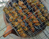 Foto del paso 7 de la receta: Nueva receta de pinchos de cordero morenos