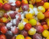 Hình bước làm 1 của món Mứt mận (Plum)