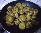 Potato- Spinach Muthiya recipe step 6 photo