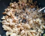 Foto langkah ke 2 dari resep Chicken Creamy Mushroom.