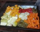 Foto del paso 3 de la receta Crema de verduras asadas con almendras picadas