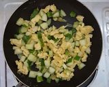 Foto langkah ke 3 dari resep Timun Orek Telur.