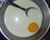 Foto langkah ke 3 dari resep Pie susu teflon (takaran bahan menggunakan sendok).