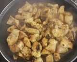 Foto del paso 5 de la receta Pollo al limón con especias y patatas fritas con zanahorias
