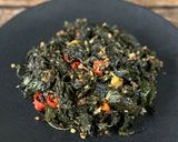 Foto langkah ke 7 dari resep Tumis Daun Singkong Pedas (Vegan).