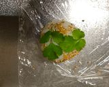 A picture of step 3 of Coriander Sticky Rice Ball.
