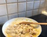 Kurczak ze szpinakiem w sosie śmietankowym krok przepisu 1 zdjęcie