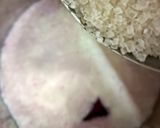 A picture of step 2 of Dragon Fruit Shake.