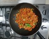 Foto del paso 4 de la receta: Tinga de res, puerco y chorizo