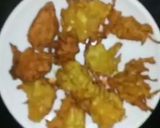 A picture of step 6 of Lauki pakore.