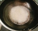 Hình bước làm 2 của món Cơm rang giòn
