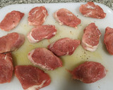 Foto del paso 1 de la receta: Solomillo en salsa de vino