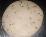 A picture of step 4 of Aloo ki tarkari daal ki kachori k saath.
