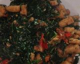 Foto langkah ke 5 dari resep Tumis daun pepaya dan tempe bumbu halus.