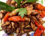 Foto langkah ke 4 dari resep Tumis Cumi Asin Serai.