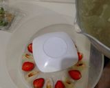 Foto langkah ke 4 dari resep Puding Buah Stroberi Leci.