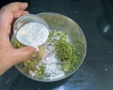 A picture of step 5 of Green Moong Dal Vada.