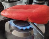 Foto del paso 1 de la receta: Dip ó untable de pimiento y calabacines tatemados🥙🧆🌯