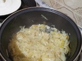 Barnasörös hagymakrémleves