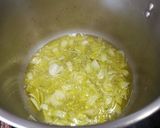 Foto del paso 2 de la receta: Pollo a lo marengo (de mi bisabuela)