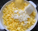 A picture of step 1 of Spanish Potato and Onion Tortilla.