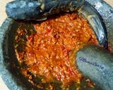 Foto langkah ke 6 dari resep Sambal Pecel Lele Enak Sedap.