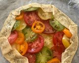 Une image de l'étape 3 de ☆Tarte Rustique aux Tomates Multicolores☆.