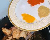 A picture of step 3 of Chicken Tindy.