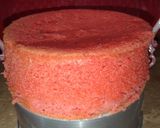 A picture of step 5 of Irish Strawberry Choco Cake.