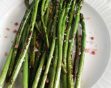 Foto del paso 3 de la receta: Espárragos a la plancha
