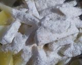 A picture of step 1 of Chilli potato wedges.