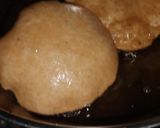 अजवाइन की पूरी (ajwain ki poori recipe in Hindi) रेसिपी चरण 2 फोटो