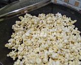 Foto langkah ke 2 dari resep Popocorn Asin.