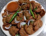 A picture of step 5 of Pearl millet pakoda/fritters.