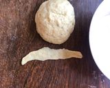 Foto del paso 2 de la receta: Rollitos de salchicha (horneados)