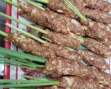 A picture of step 1 of Bánh Hỏi with Grilled Meat.