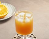Foto langkah ke 4 dari resep Es Teh Sunkist.