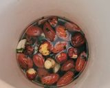 Foto del paso 4 de la receta Suquet de Salchichas con Gambas