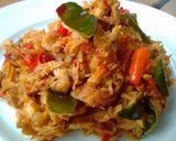 Foto langkah ke 5 dari resep Ayam Suwir Asam Pedas.