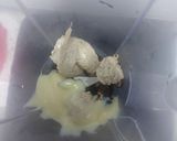 A picture of step 1 of Sunflower Dates creamy shake.