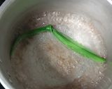 Foto langkah ke 2 dari resep Bubur Sumsum Lembut (Takaran Sendok).