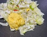 Foto langkah ke 4 dari resep Tumis Kubis Telur.